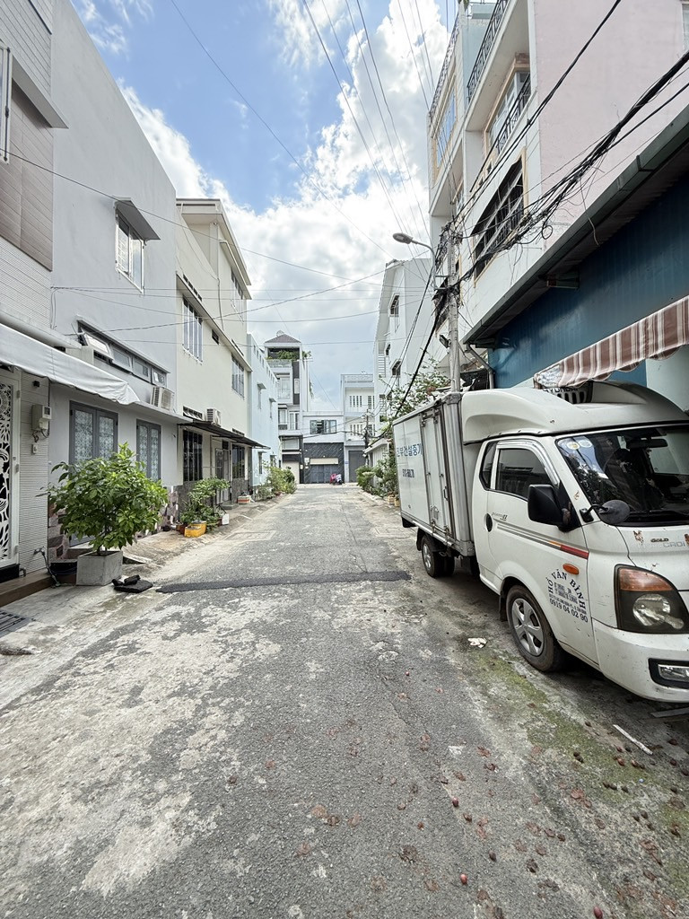 Nhà Gò Dầu, 46m², Hẻm OTo, 4 Tầng, 4.6x10, giá 7 tỷ, Tân Phú