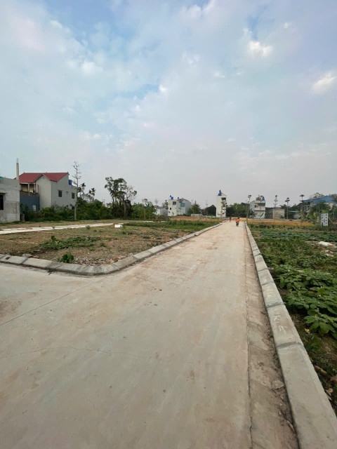 Bán đất 48.7m² ngang 4m giá 1.07 tỷ Xã Hồng Sơn