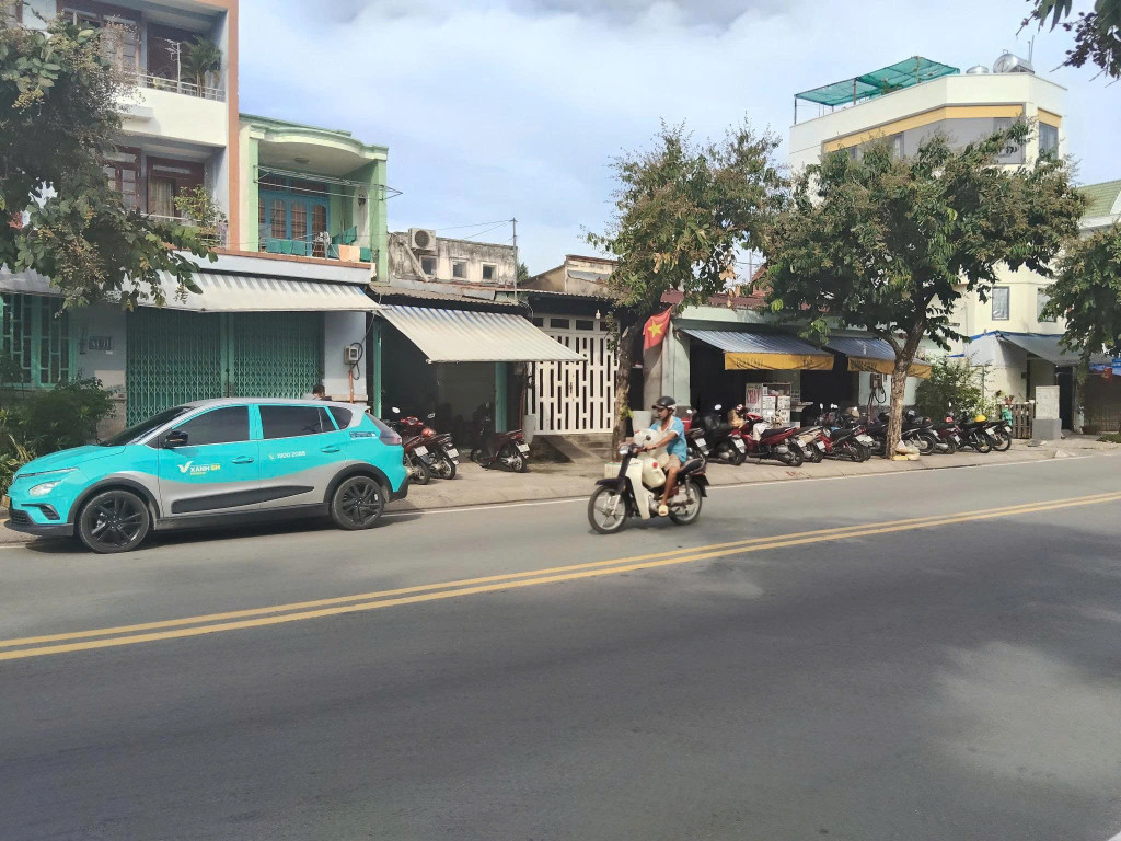 BÁN NHÀ MẶT TIỀN LÊ LỢI – XÃ TÂN THỚI NHÌ, HÓC MÔN