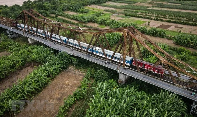 Gần 800 tỷ xây mới cầu đường sắt Cẩm Lý
